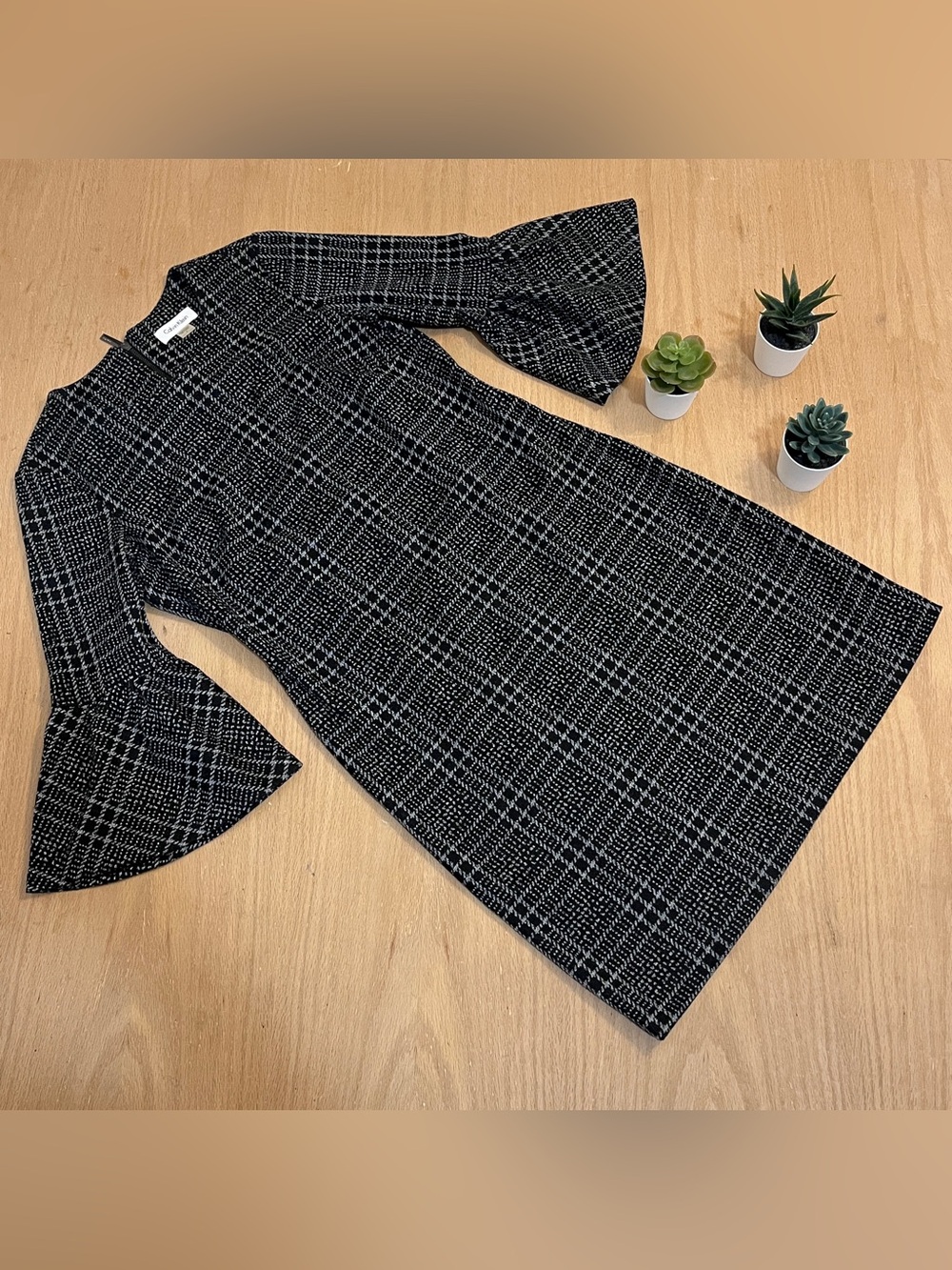Calvin Klein Black and White Plaid Sheath Dress with Chic 3/4 Bell Sleeves